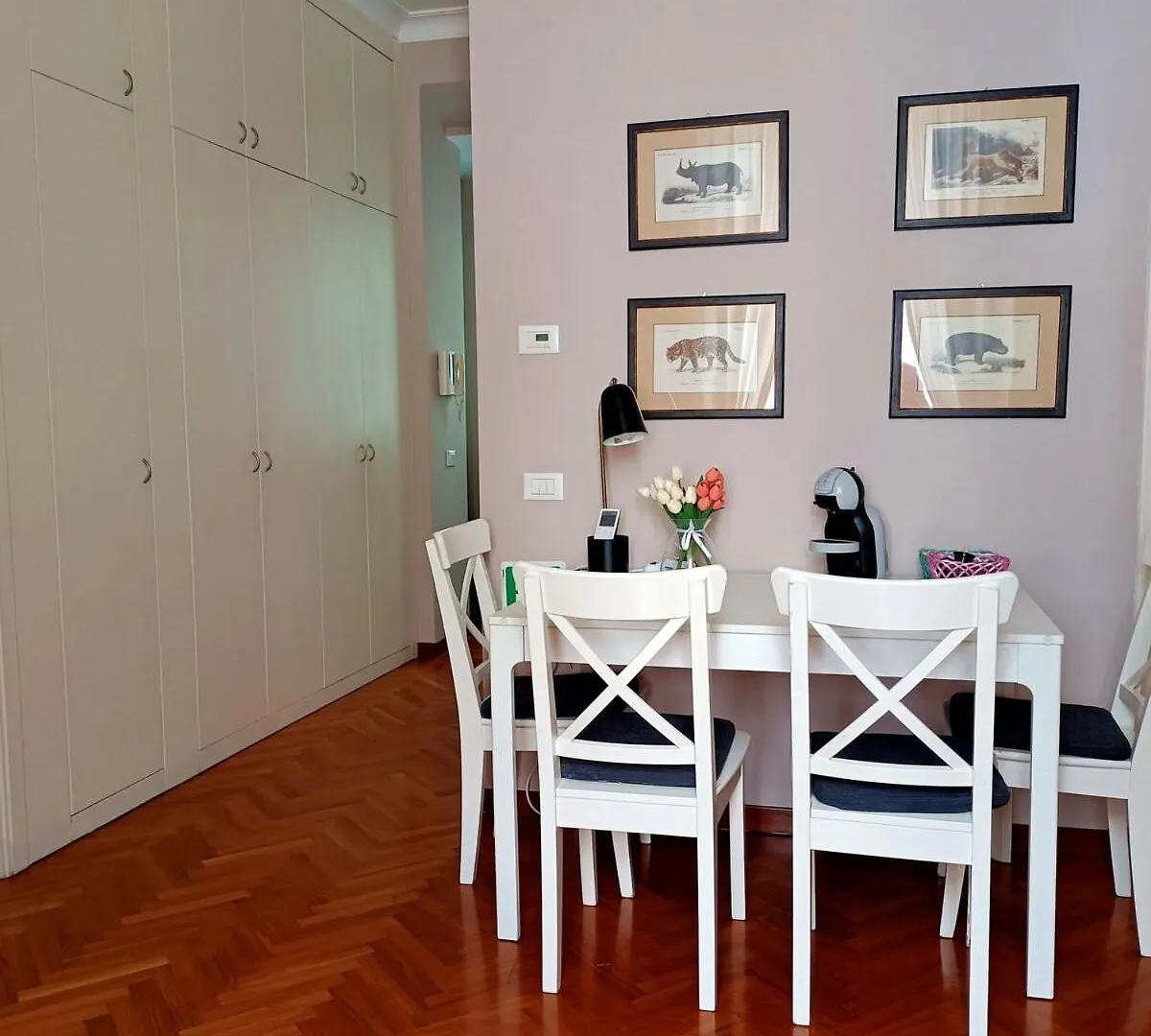 Colosseo Exclusive Elegant Apartment Rome
