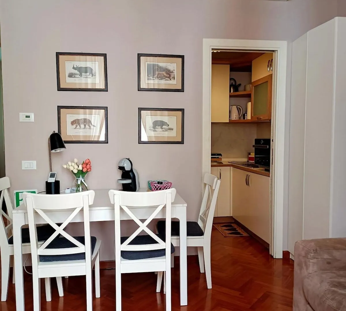 Colosseo Exclusive Elegant Apartment Rome