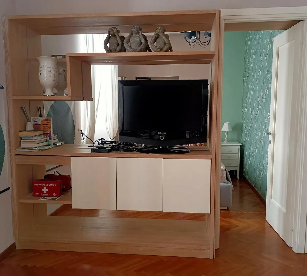 Colosseo Exclusive Elegant Apartment Rome Italy