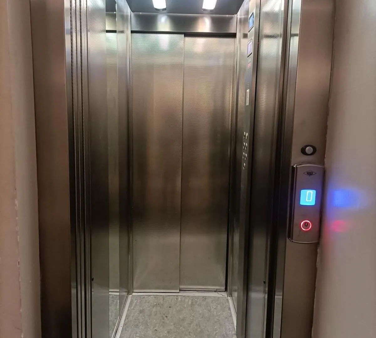 Colosseo Exclusive Elegant Apartment Rome 0*,  Italy